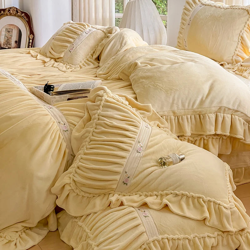 Belbina Taiwan Gold Velvet Soft Fleece Floral Bedding Set