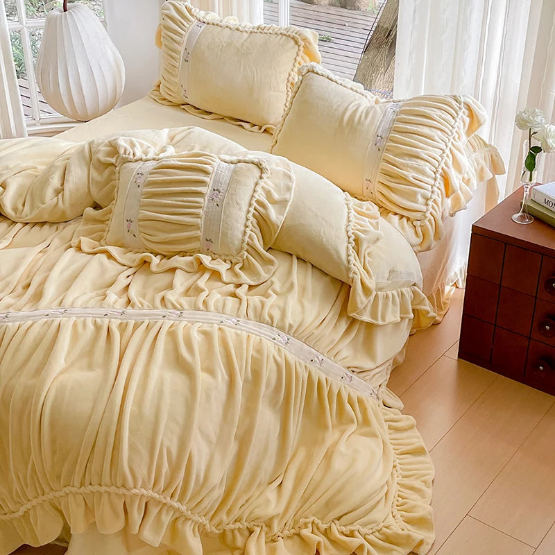 Belbina Taiwan Gold Velvet Soft Fleece Floral Bedding Set