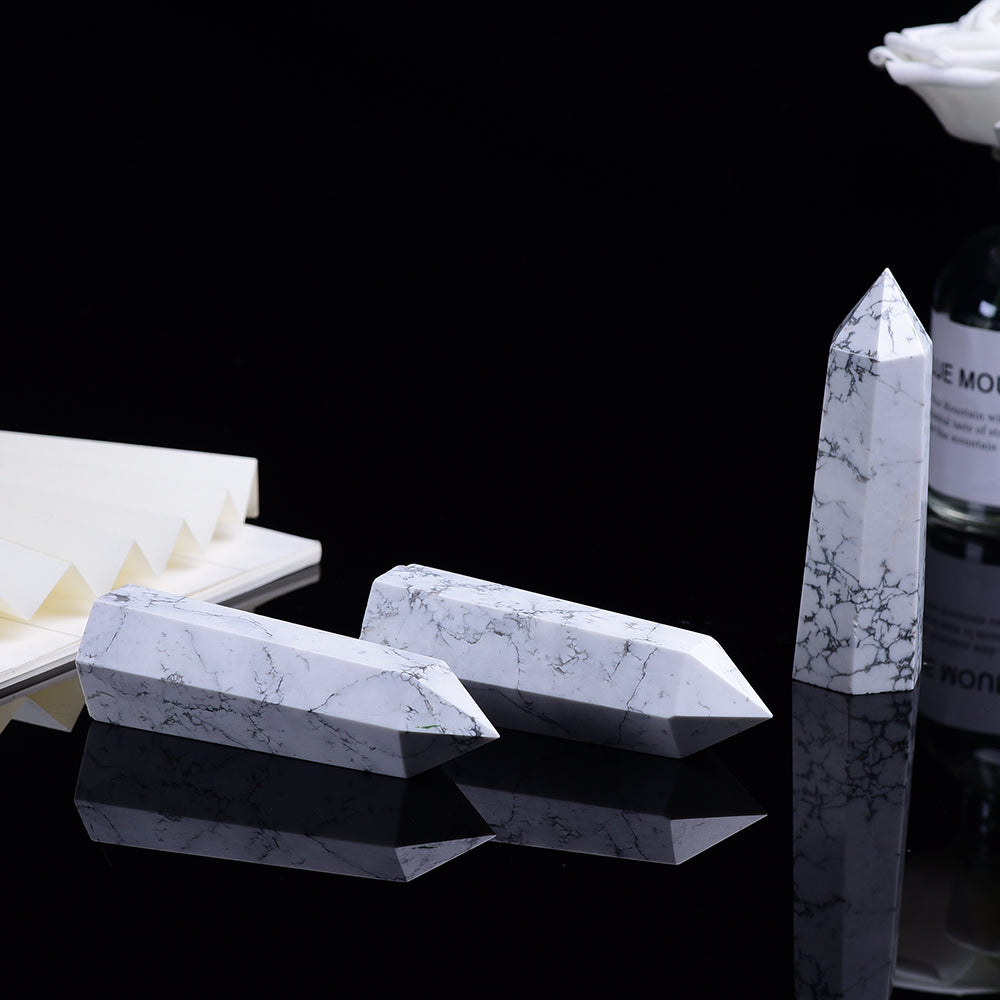 Howlite Crystal Point Luxury Home Decoration