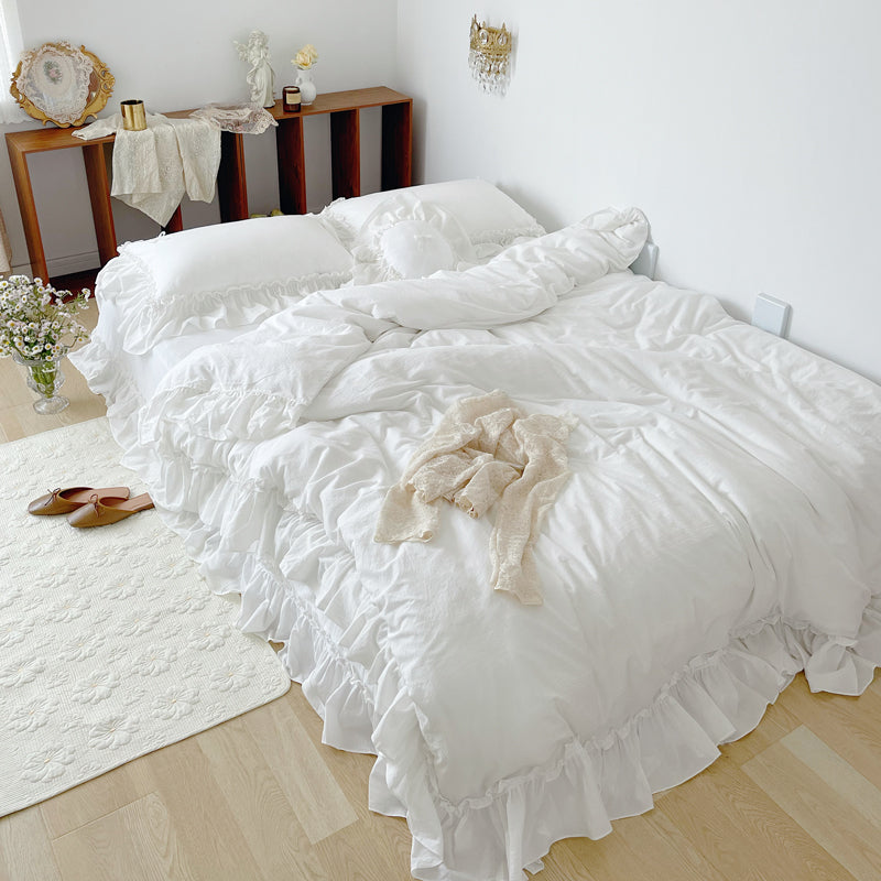 beautiful luxury white bedding set