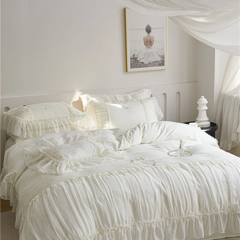 Calogera Dreamy Comfortable Ultra Soft Bedding Set