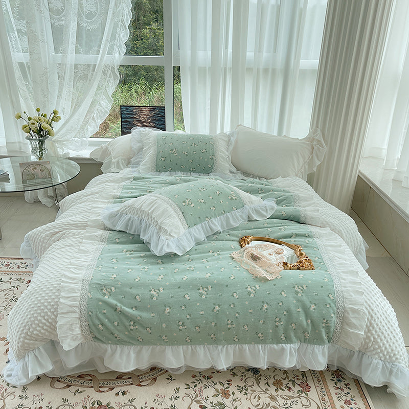 Regina Coral Velvet Soft Fleece Floral Bedding Set - DARIYA HOME