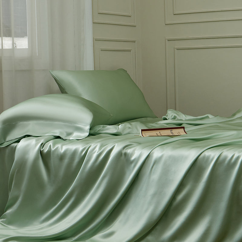 Thana Norway Green Pure Mulberry Silk Luxury Bedding Set - DARIYA HOME