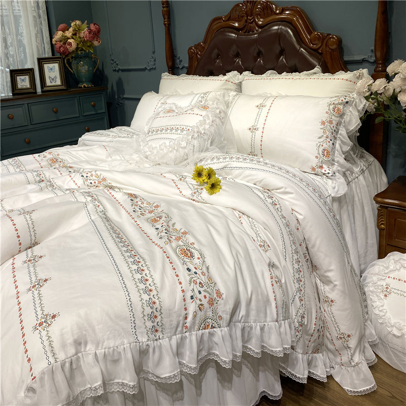 Giuly Flowers Motive Egyptian Cotton Luxury Duvet Bedding Set - DARIYA HOME