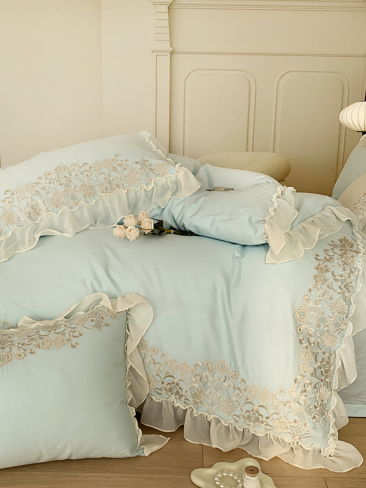 Ariana Tasman Egyptian Cotton Embroidered Royal Duvet Bedding Set - DARIYA HOME