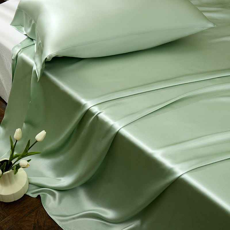 Thana Norway Green Pure Mulberry Silk Luxury Bedding Set - DARIYA HOME