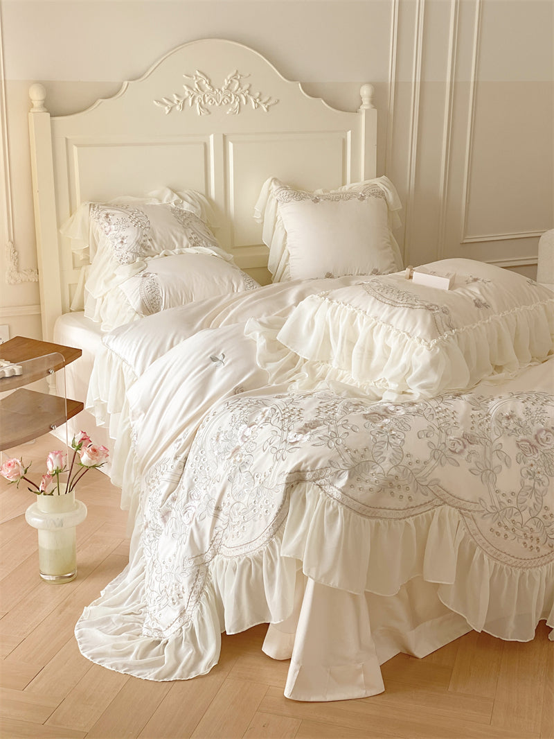 Brugge White Egyptian Cotton Embroidered Duvet Bedding Set - DARIYA HOME