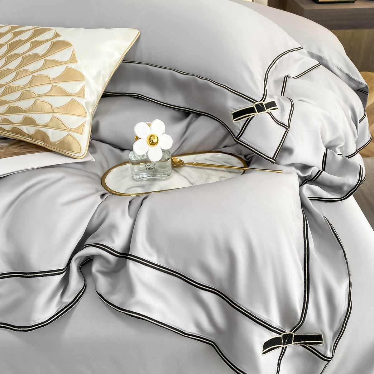 Nuria Silver Bamboo Fiber Breathable Princess Bowknot Bedding Set - DARIYA HOME