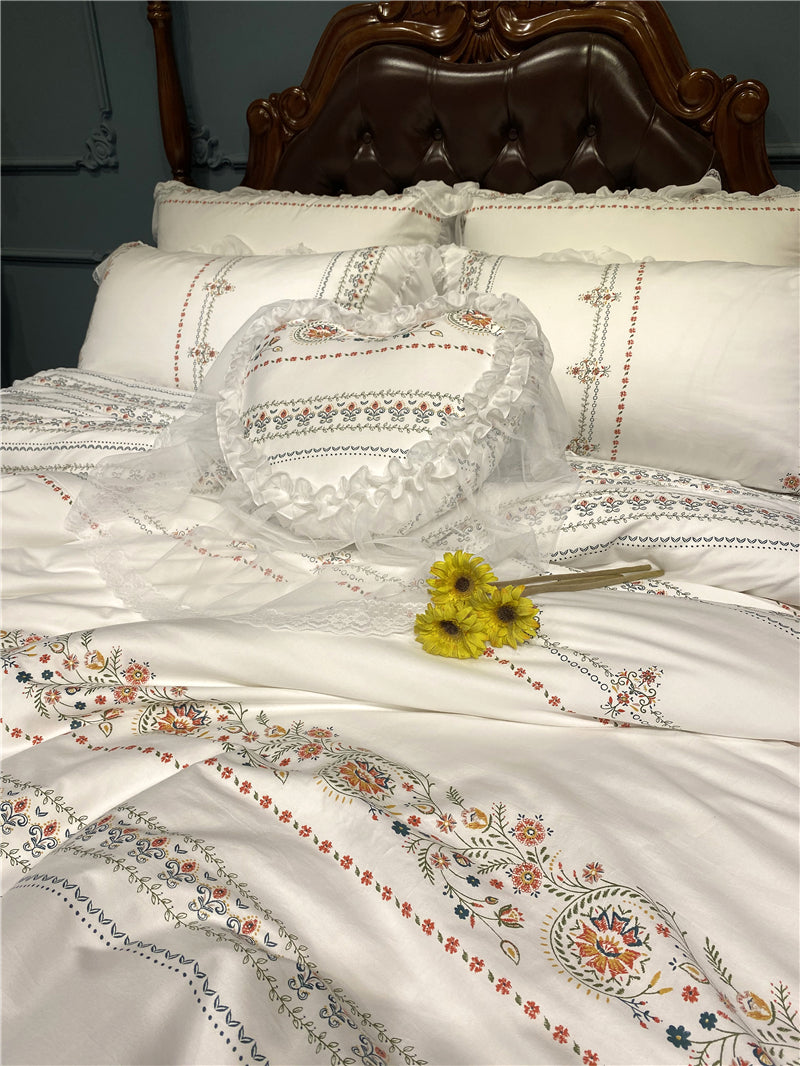 Giuly Flowers Motive Egyptian Cotton Luxury Duvet Bedding Set - DARIYA HOME