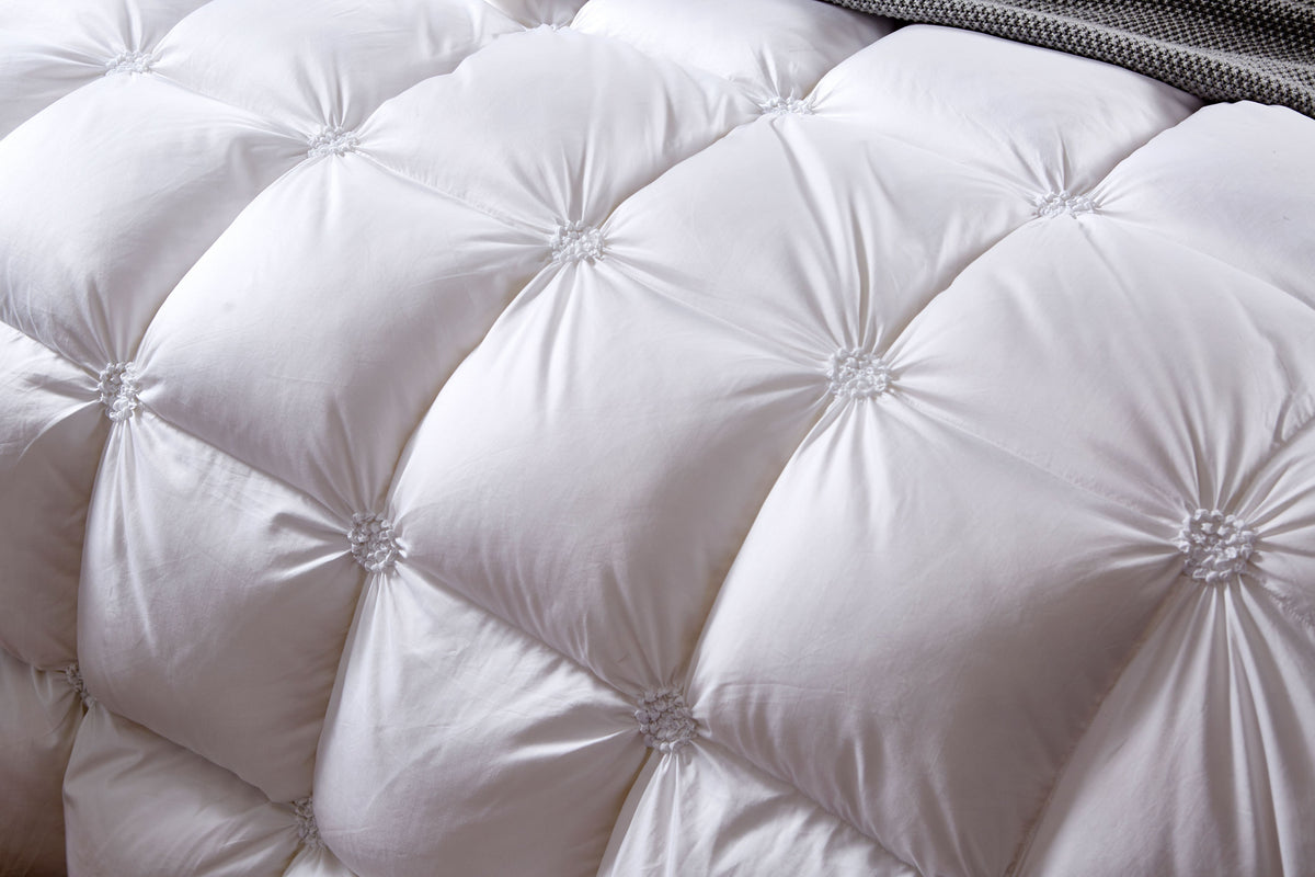 Saraya White Premium Quilted Cotton Goose Down All Seasons Luxury Comforter - DARIYA HOME