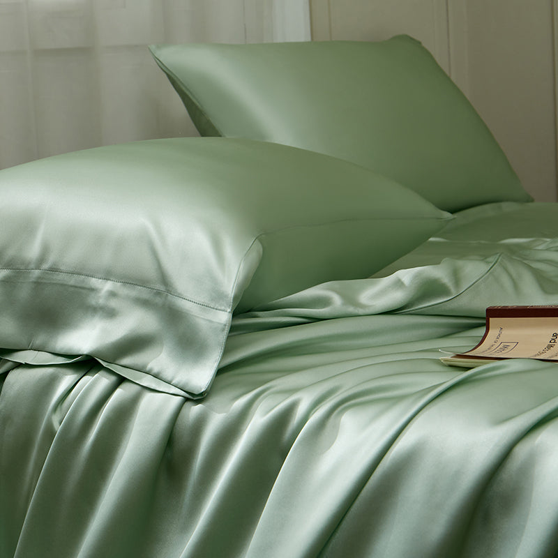 Thana Norway Green Pure Mulberry Silk Luxury Bedding Set - DARIYA HOME